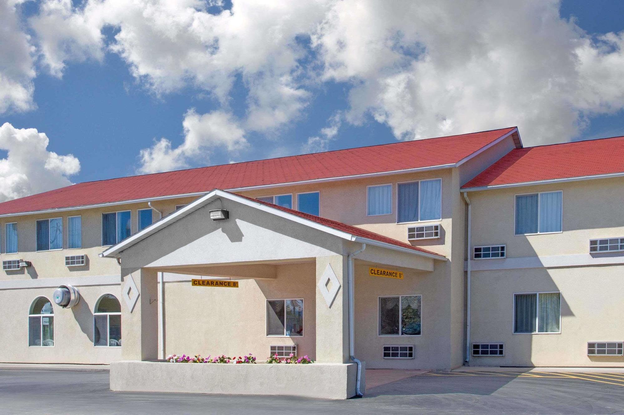 Super 8 By Wyndham Vernal Ut Exterior photo