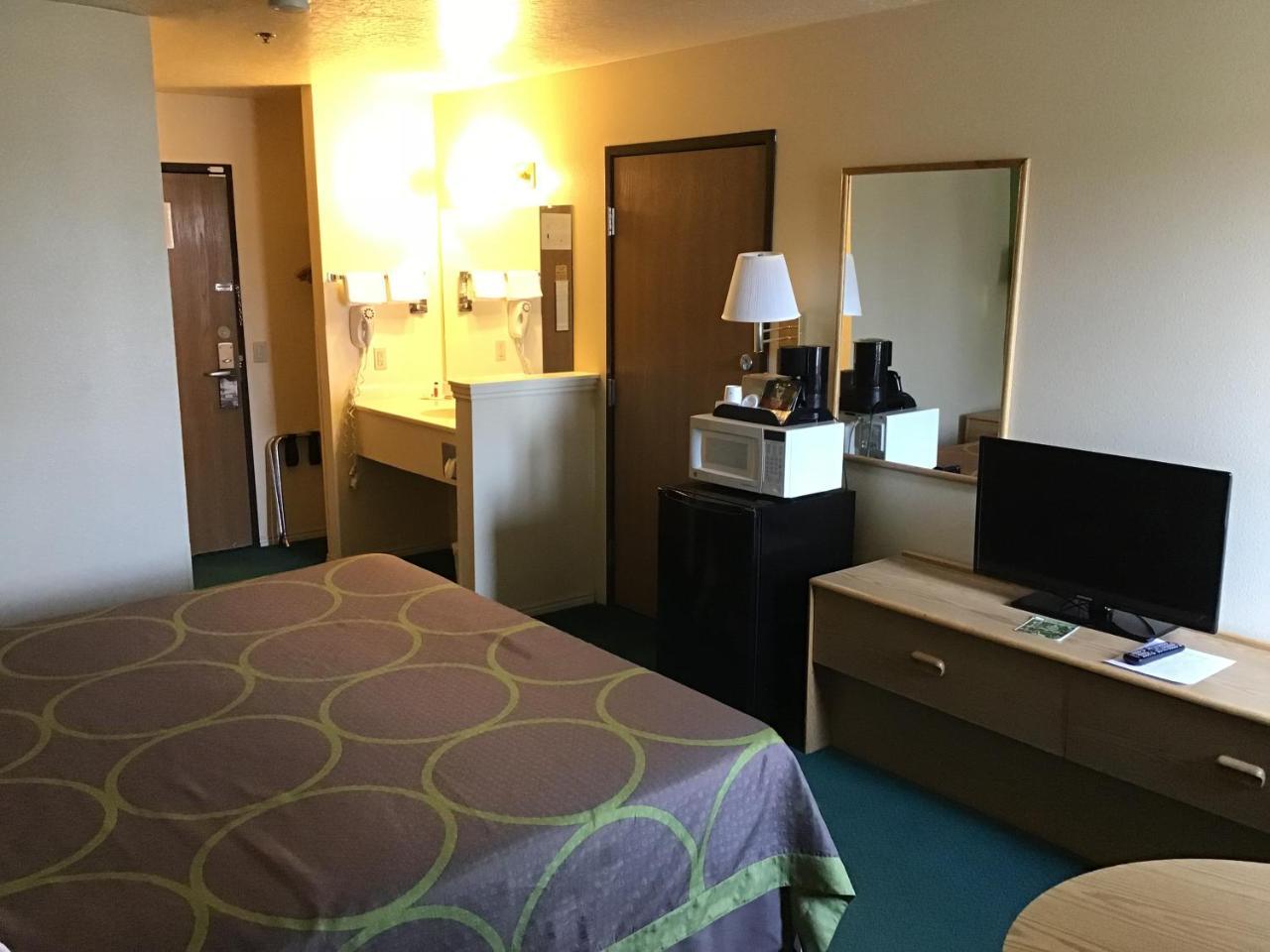 Super 8 By Wyndham Vernal Ut Exterior photo